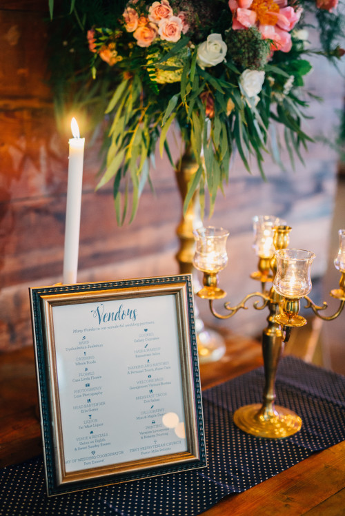 Wedding Vendor List in Frame | EntertainingLife.com