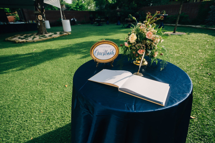 Wedding Guestbook| EntertainingLife.com